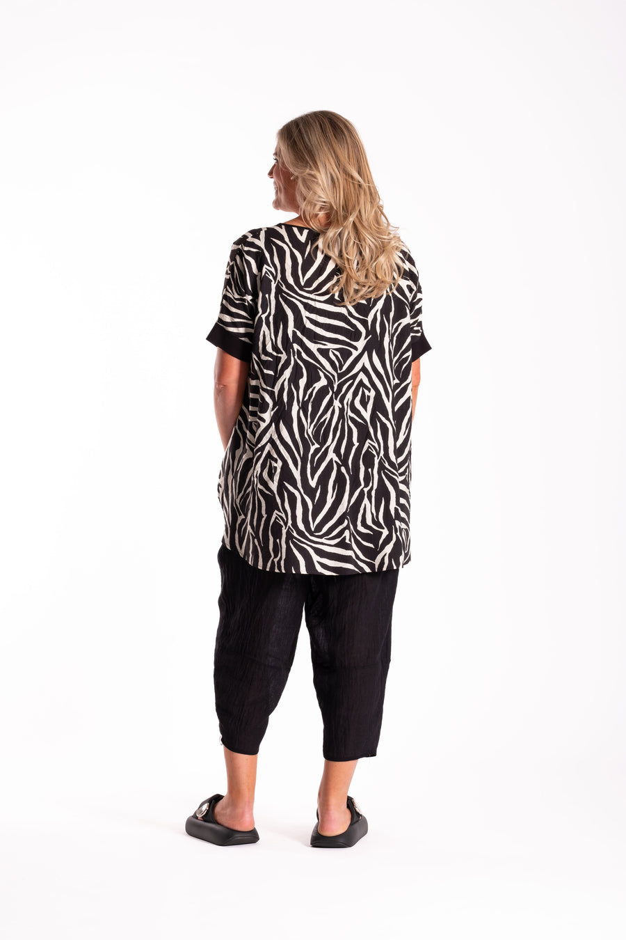 Leese Top | Black Tiger | Deeanne Hobbs