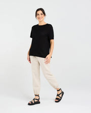 Stephanie Linen Blend Tee | Black | Blackstone