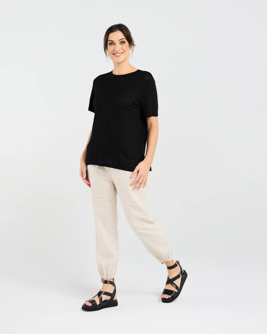 Stephanie Linen Blend Tee | Black | Blackstone