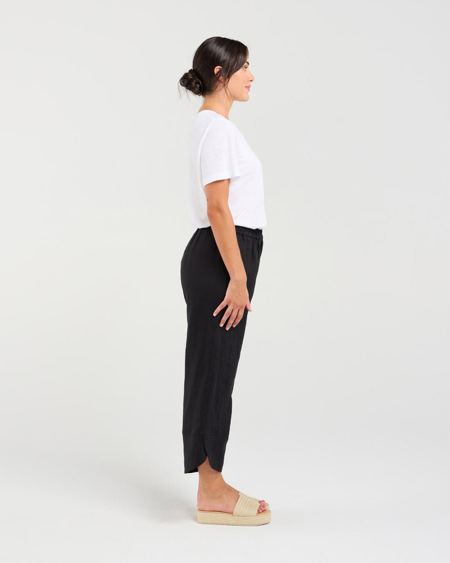 Arabella Petal Hem Pant | Black | Blackstone