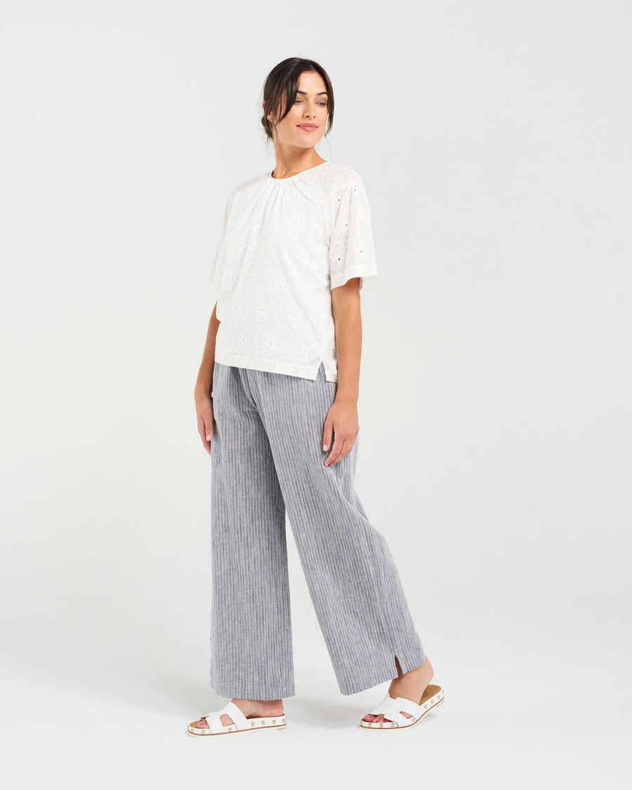 Sonia Gathered Top | Blackstone