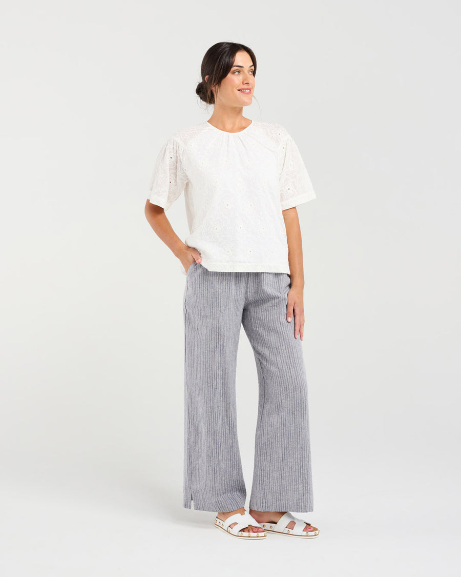 Sonia Gathered Top | Blackstone