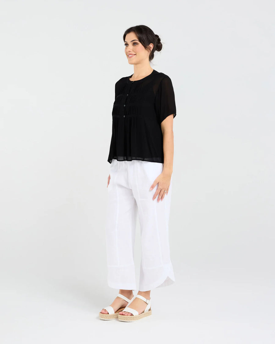 Hilarie Gathered Top | Black | Blackstone
