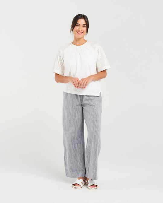 Sonia Gathered Top | Blackstone