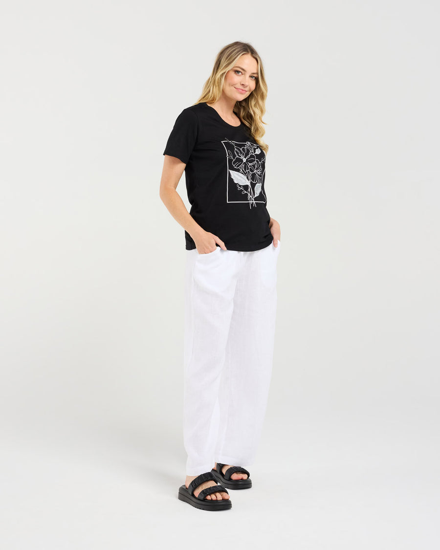 Adeline Bouquet Tee | Black | Blackstone