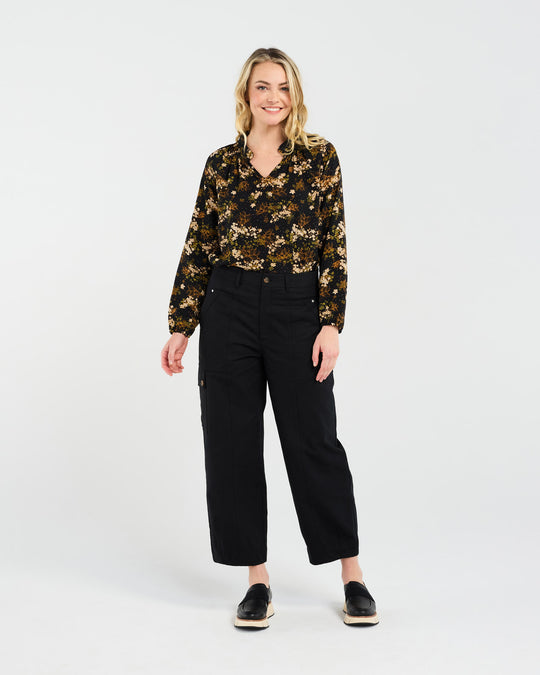 Lexi Stitch Panel Pant | Black | Blackstone