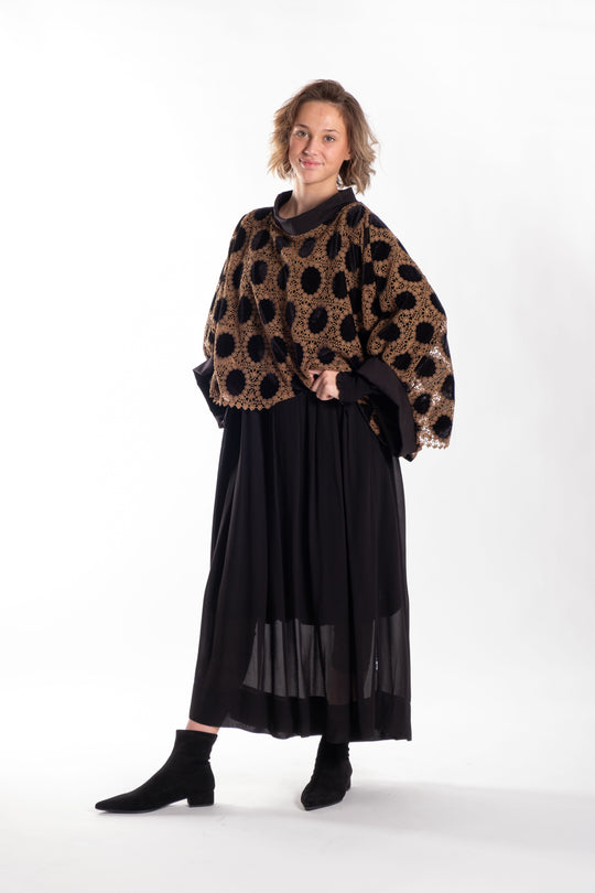 Black Friday Top | Dramatic | Jellicoe