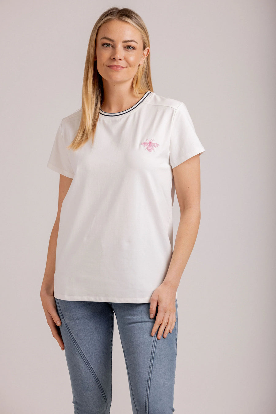 Bee Tee | Moss | White