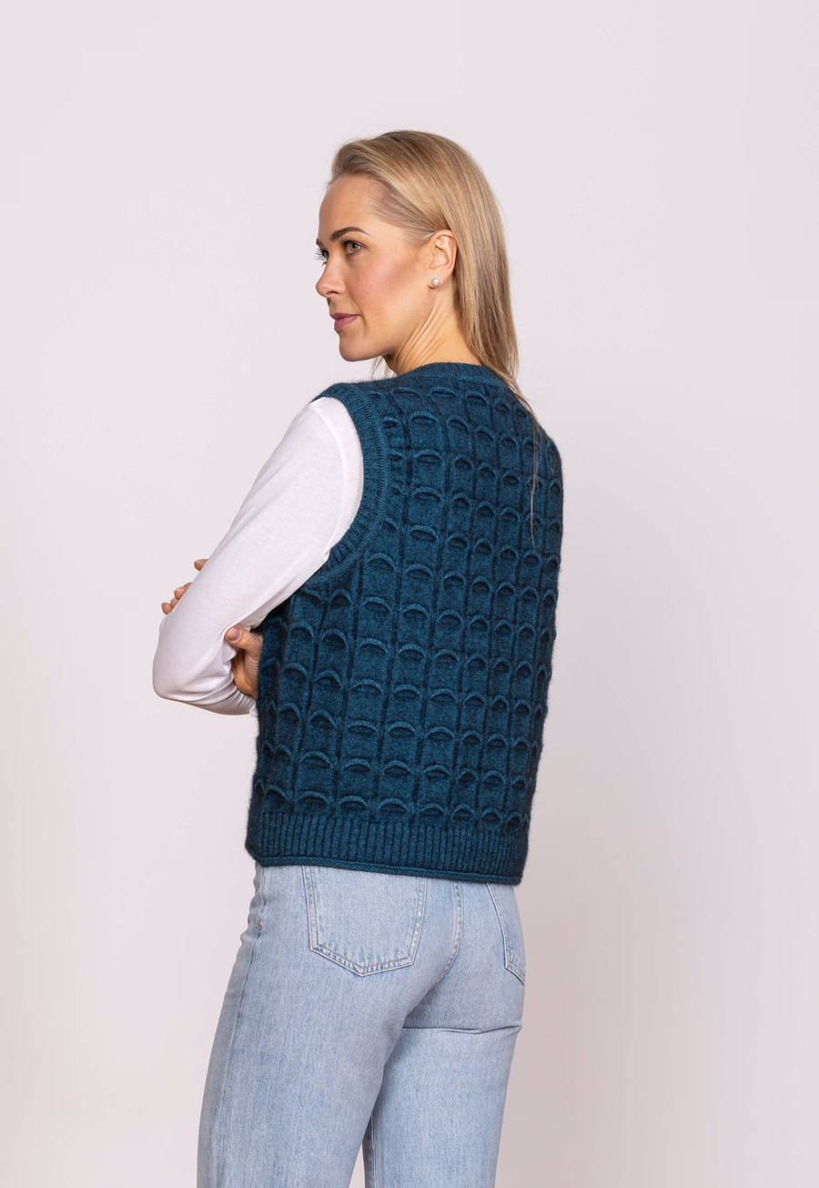 Eyelash Vest | Noble Wilde