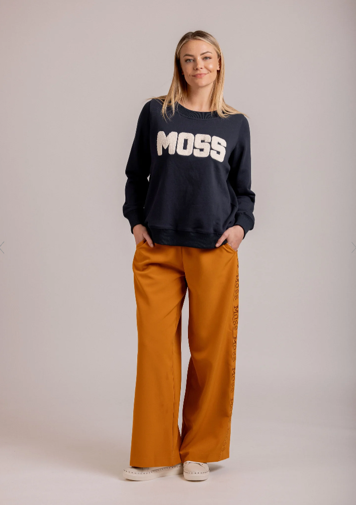 Moss Logo Sweat | Navy | Moss