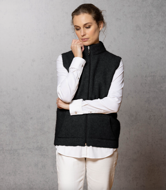 Women's Gilet | Black | Noble Wilde