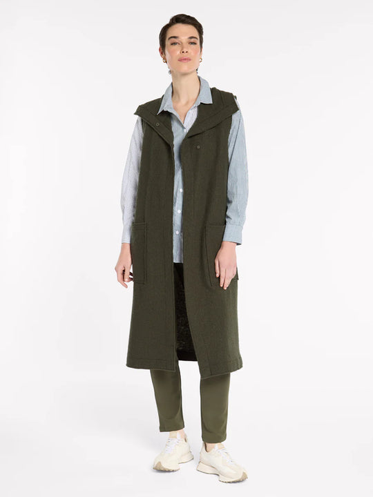 B/W Longline Belted Vest | Marco Polo