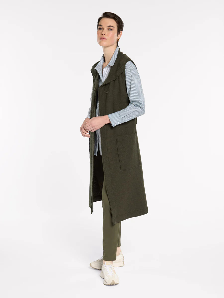 B/W Longline Belted Vest | Marco Polo