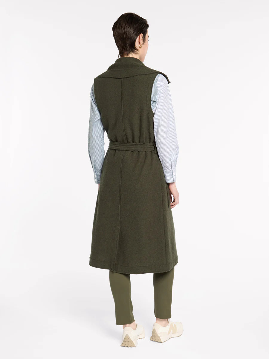 B/W Longline Belted Vest | Marco Polo